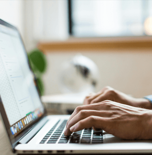 HexaVel support team illustration